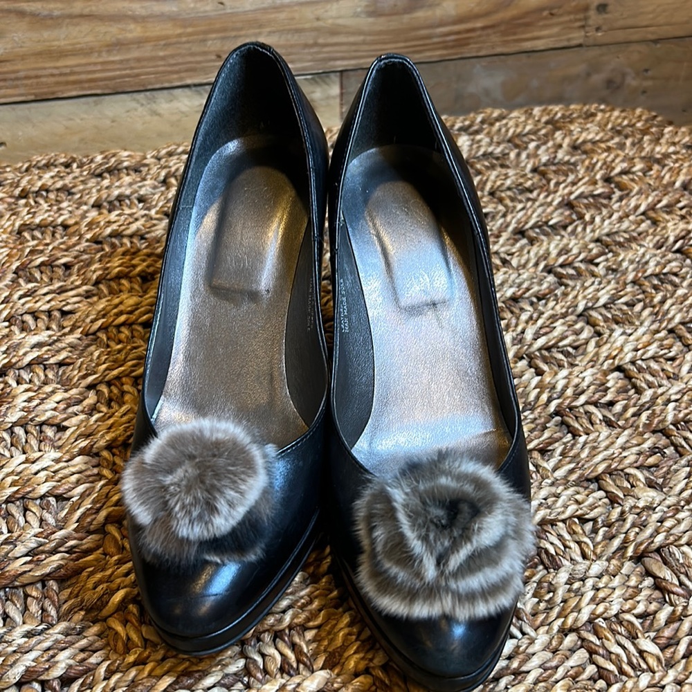 Italian black leather pumps with fur accents on toes. Gently worn. Carisma